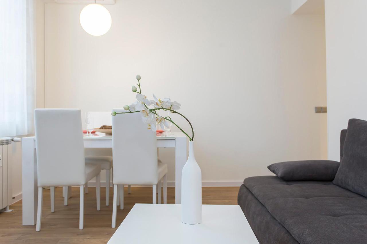 Modern In The Center *